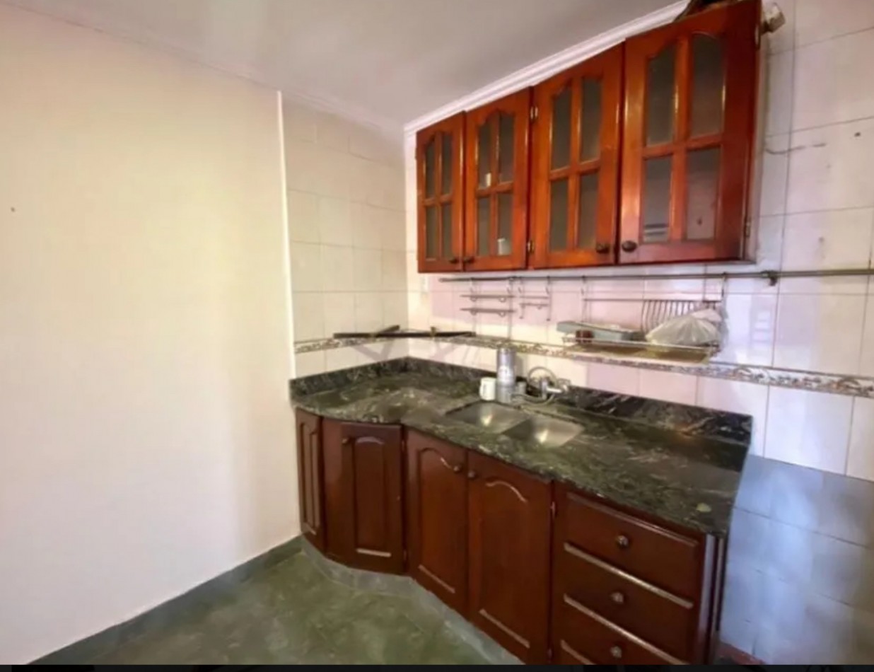 Vende Casa de tres Dormitorios en Las Talitas 