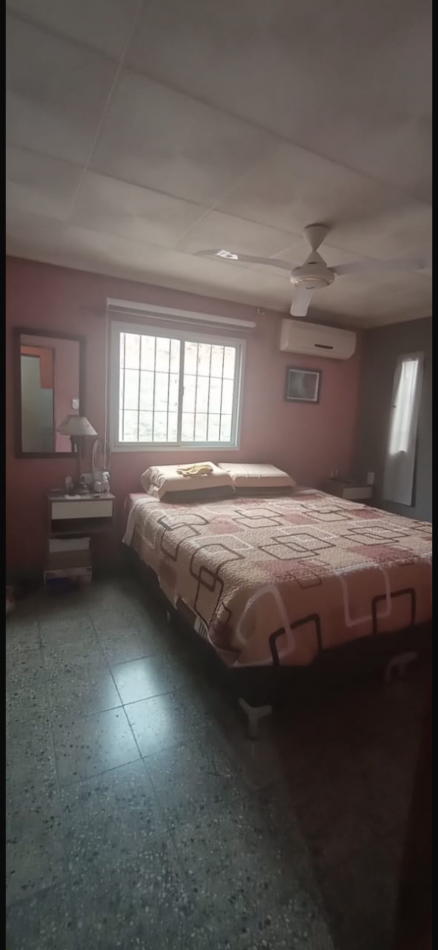 Venta Casa de 5 Ambientes 3 dormitorios Vicente Gallo 3300