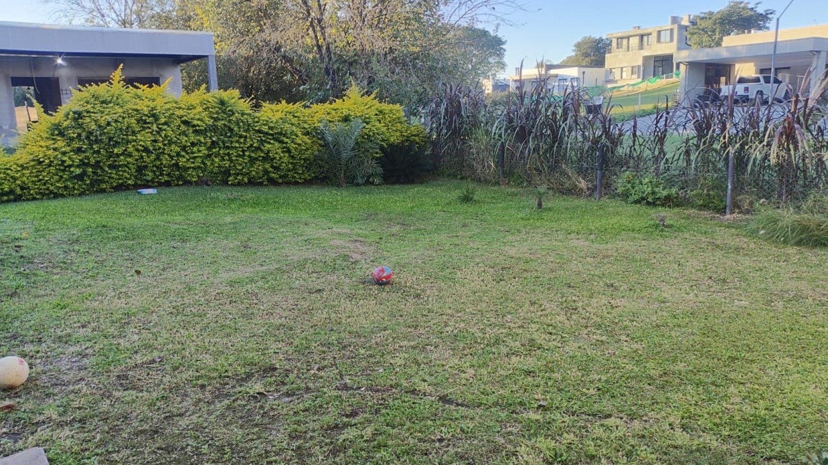 CASA 3 DORMITORIOS EN LA RESERVA 1 