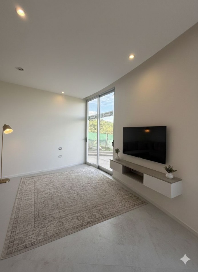 ESPECTACULAR CASA DE DISEÑO EN ALQUILER - YERBA BUENA