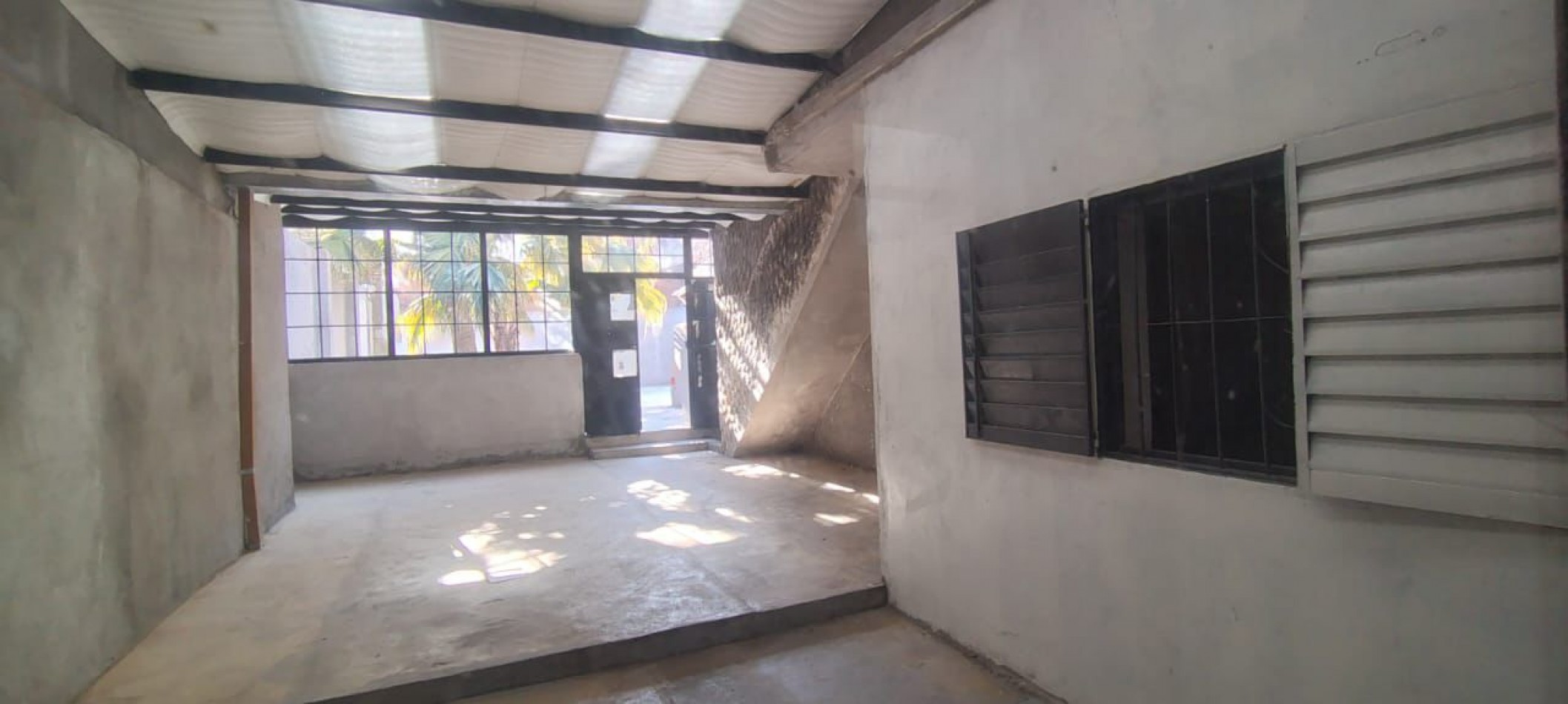 PROPIEDAD COMERCIAL EN ALQUILER - SALTA AL 200