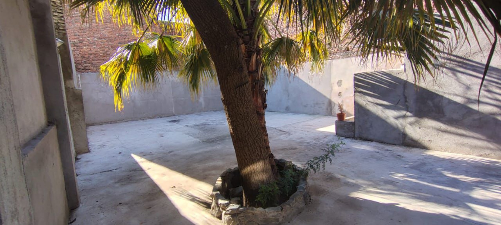 PROPIEDAD COMERCIAL EN ALQUILER - SALTA AL 200