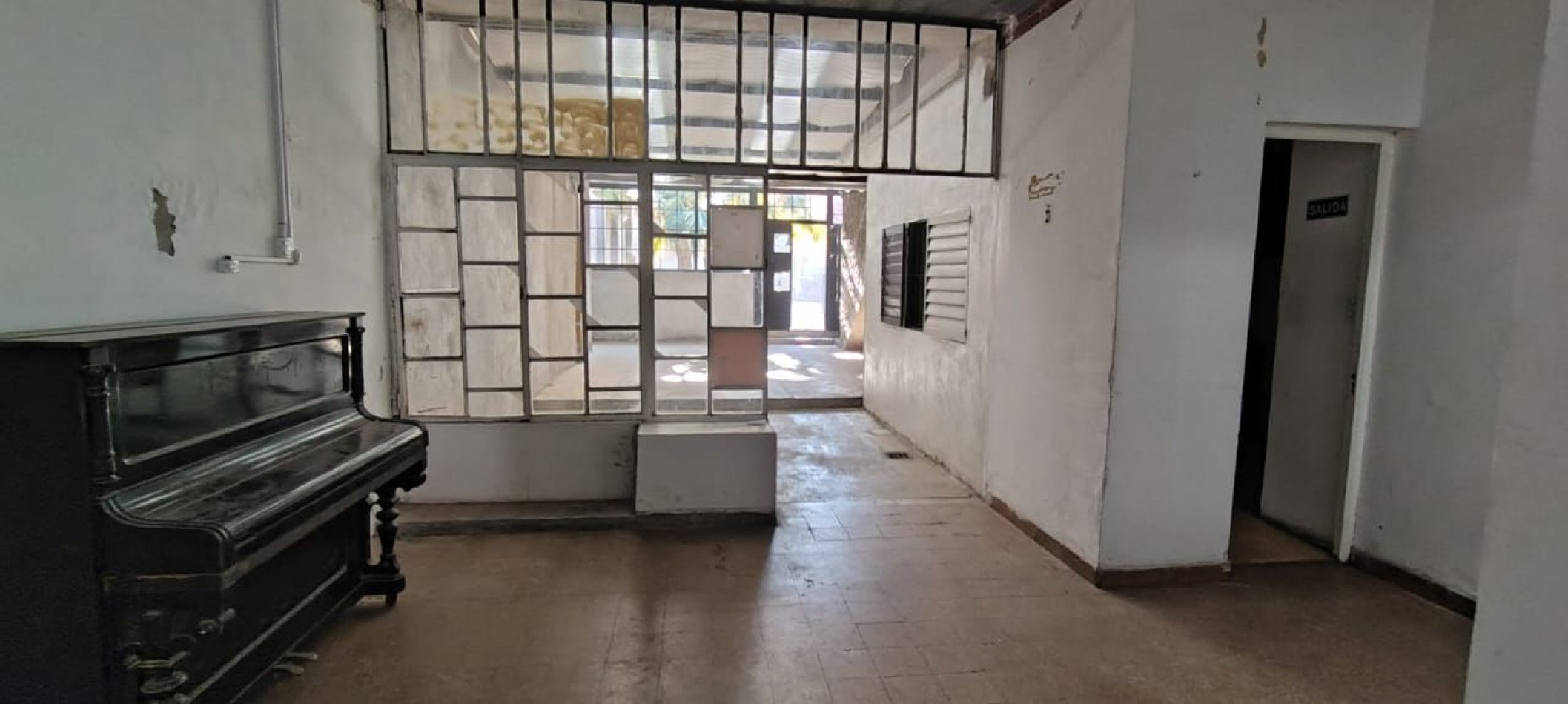 PROPIEDAD COMERCIAL EN ALQUILER - SALTA AL 200