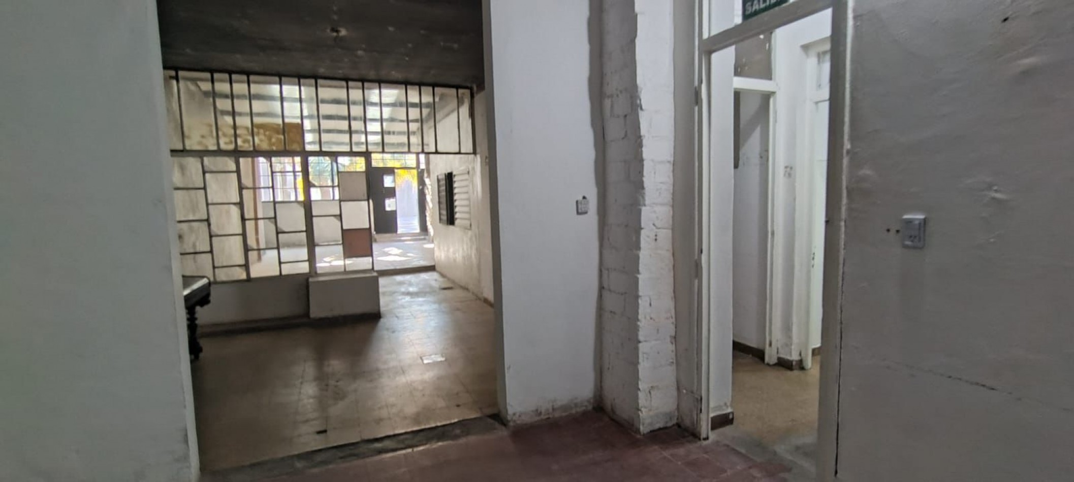 PROPIEDAD COMERCIAL EN ALQUILER - SALTA AL 200