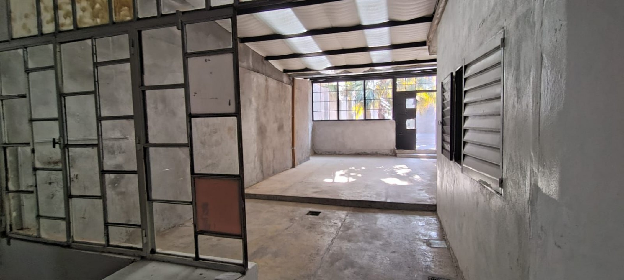 PROPIEDAD COMERCIAL EN ALQUILER - SALTA AL 200