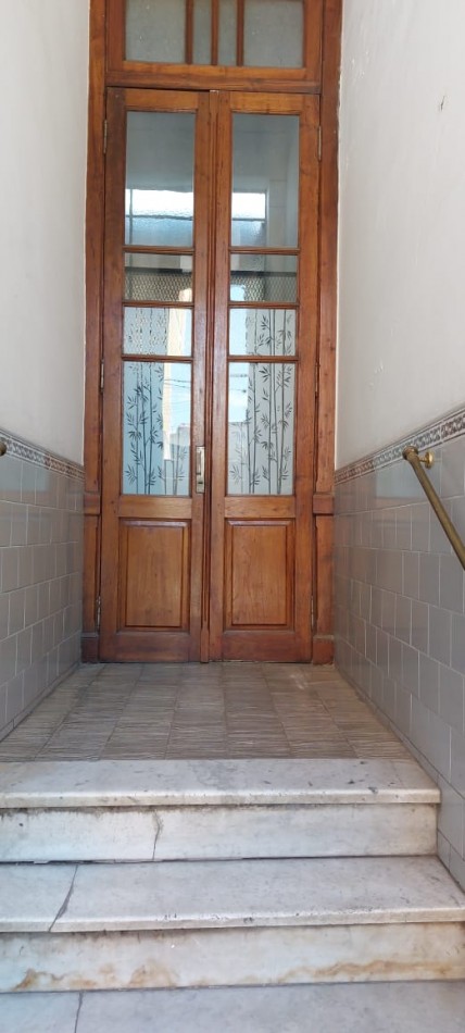 CASA 3 DORMITORIOS - MENDOZA AL 100