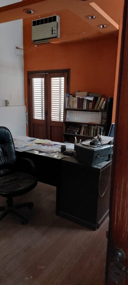 CASA 3 DORMITORIOS - MENDOZA AL 100