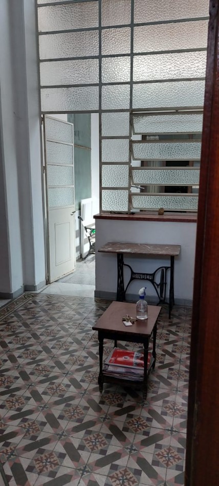 CASA 3 DORMITORIOS - MENDOZA AL 100