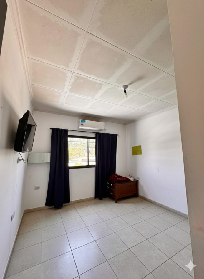 HERMOSA CASA DE 2 PLANTAS Y 5 HABITACIONES EN YERBA BUENA 