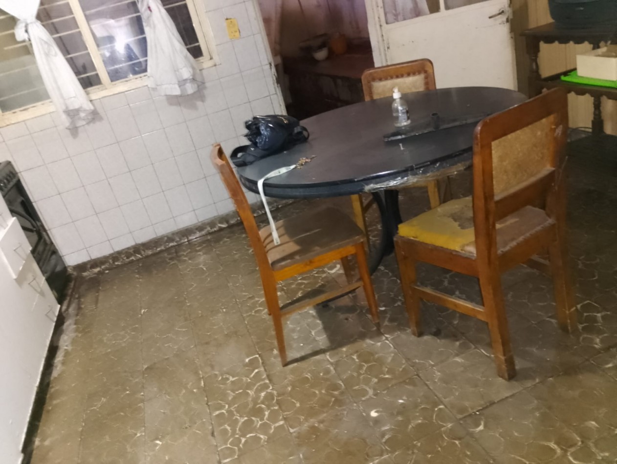 PROPIEDAD CON DESTINO COMERCIAL Y RESIDENCIAL EN AV MITRE