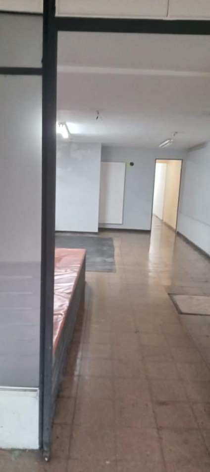 PROPIEDAD CON DESTINO COMERCIAL Y RESIDENCIAL EN AV MITRE