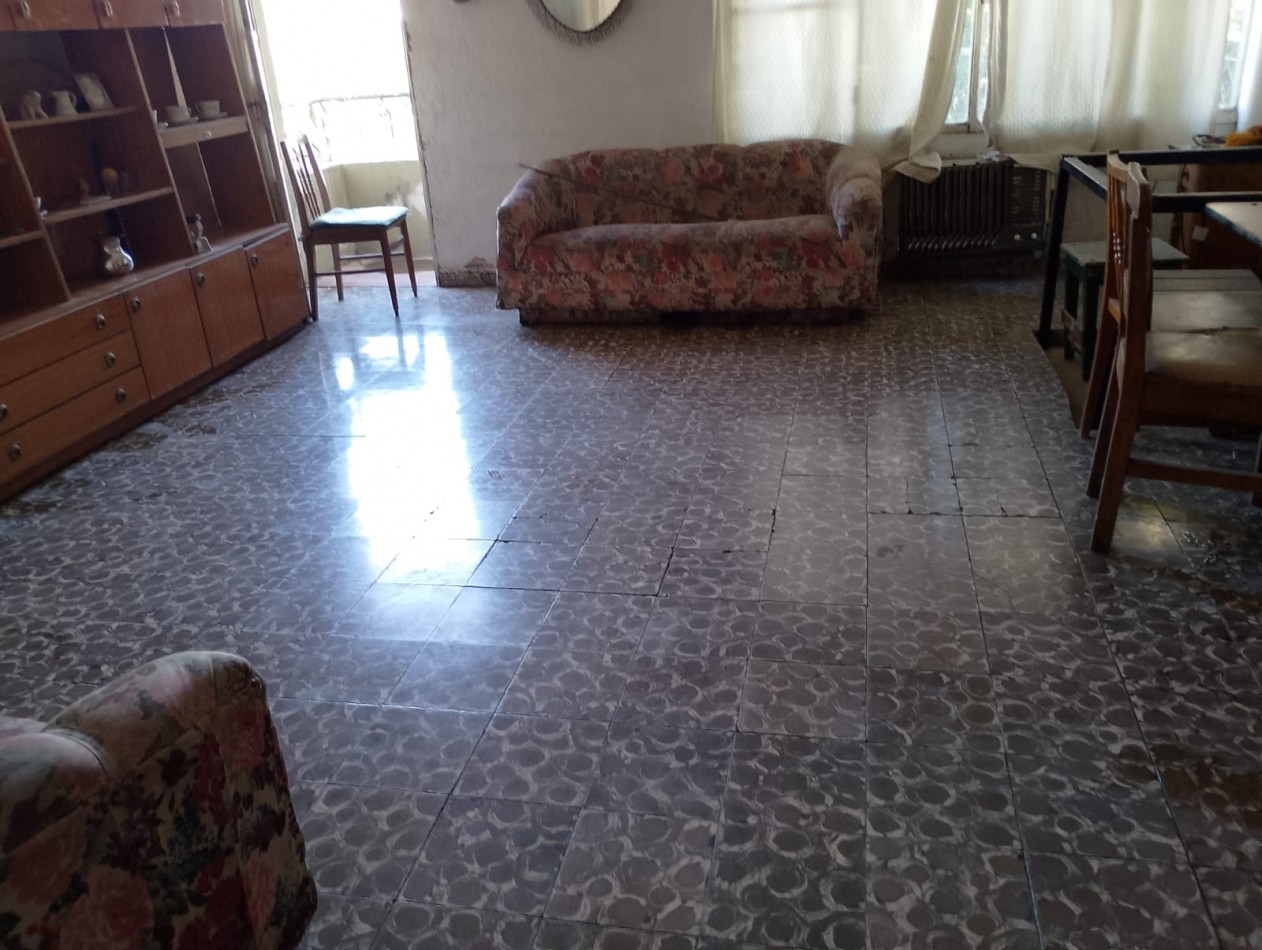 PROPIEDAD CON DESTINO COMERCIAL Y RESIDENCIAL EN AV MITRE