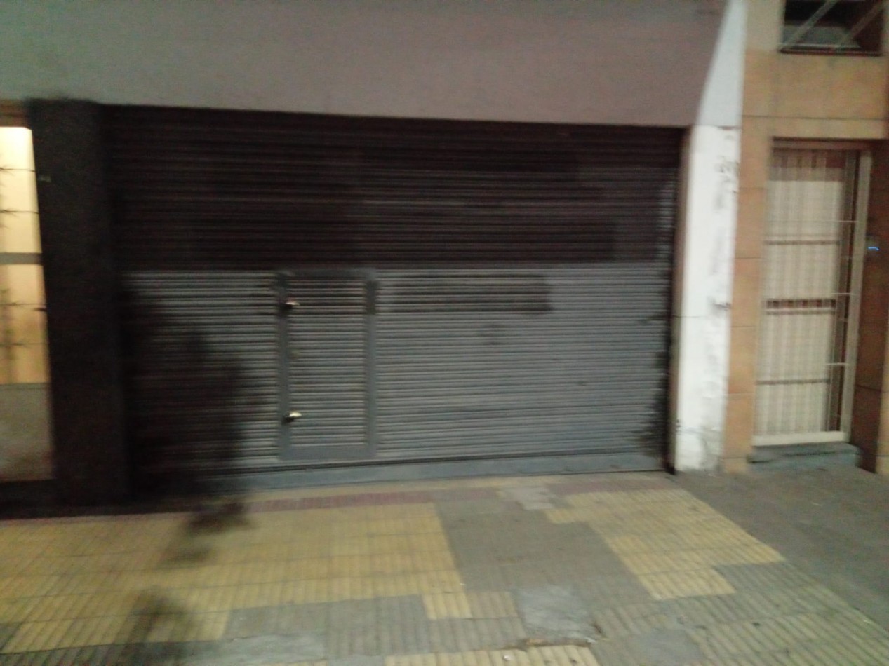 PROPIEDAD CON DESTINO COMERCIAL Y RESIDENCIAL EN AV MITRE