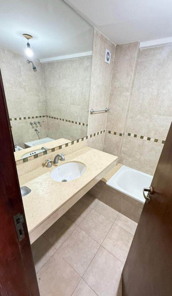 DEPARTAMENTO 2 DORMITORIOS EN VENTA - 25 DE MAYO AL 500