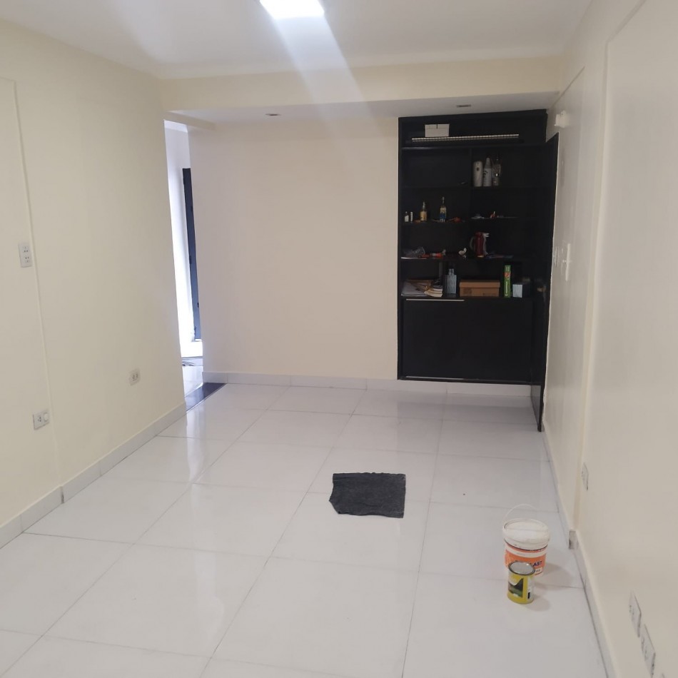 DEPARTAMENTO EN PB DE 1 DORMITORIO - EN VENTA