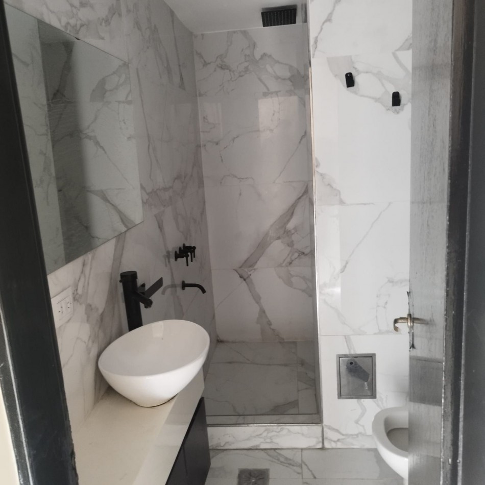 DEPARTAMENTO EN PB DE 1 DORMITORIO - EN VENTA