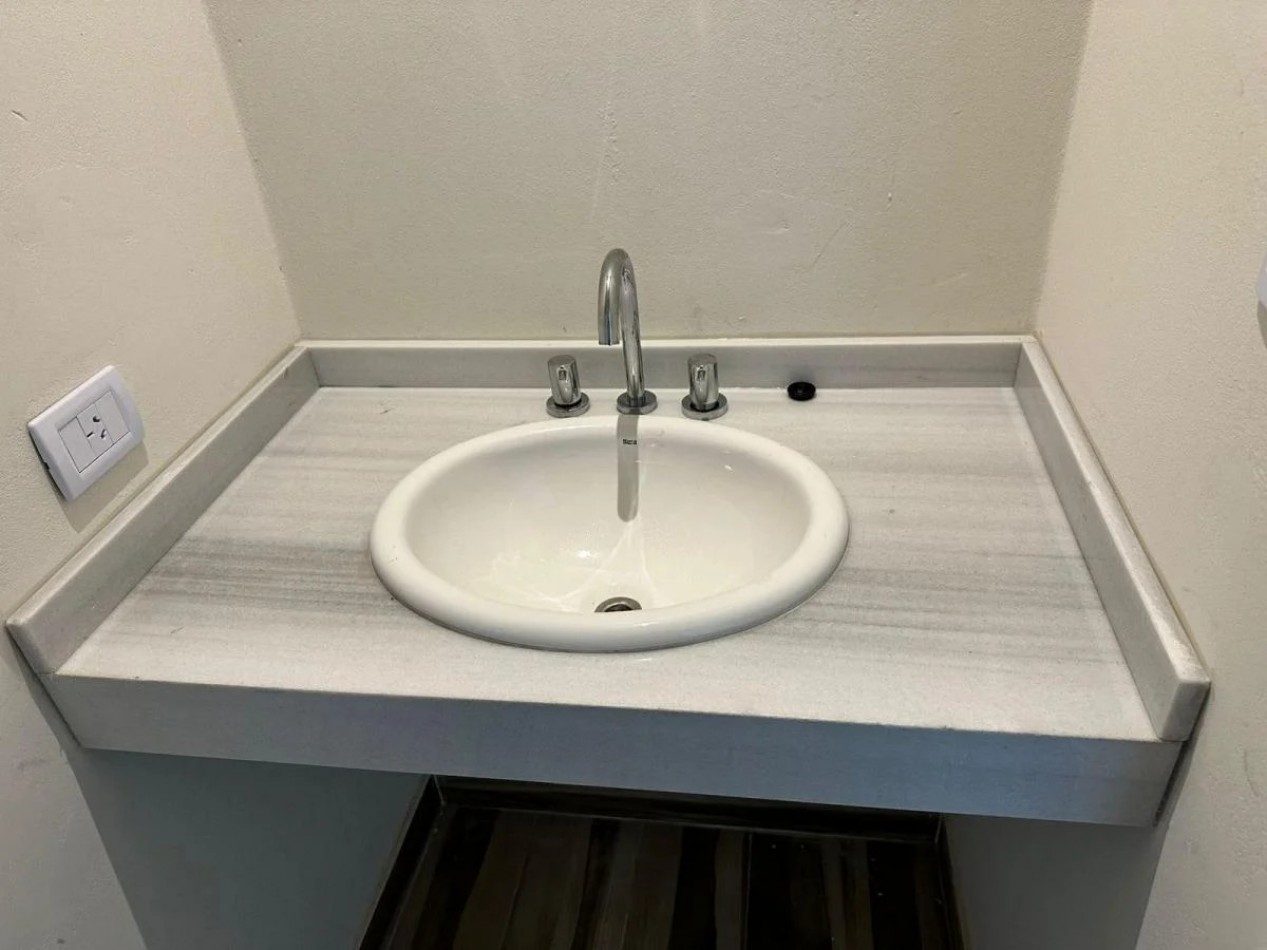 EN VENTA HERMOSA CASA EN COUNTRY SANTA BARBARA