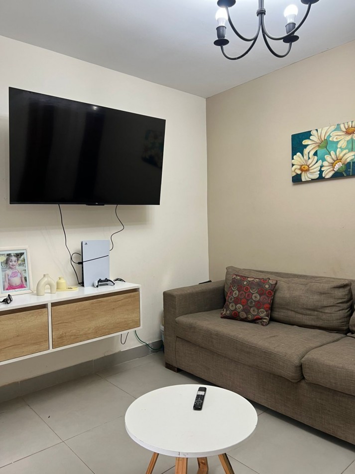 HERMOSA CASA DE 2 DORMITORIOS EN VENTA