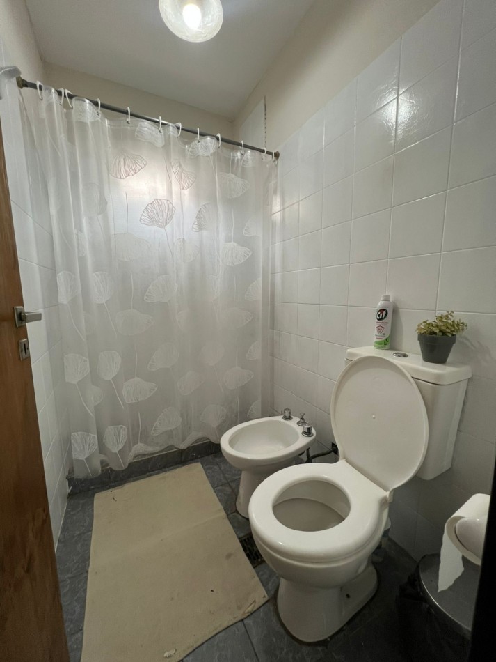 HERMOSA CASA DE 2 DORMITORIOS EN VENTA