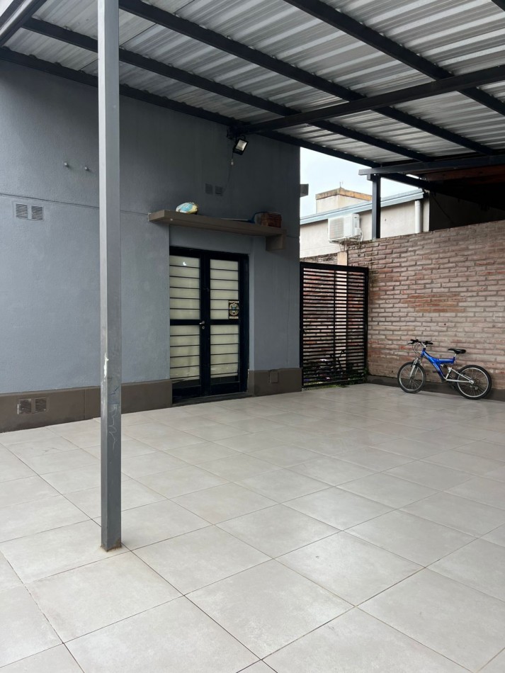 HERMOSA CASA DE 2 DORMITORIOS EN VENTA