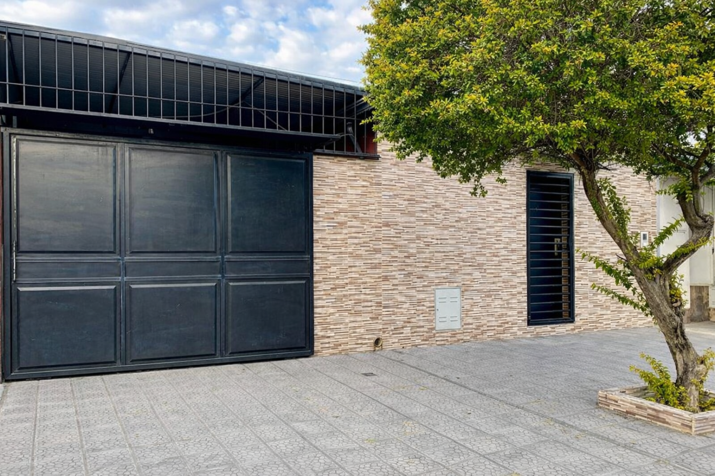 VENTA - casa 4 dormitorios - Aguilares 