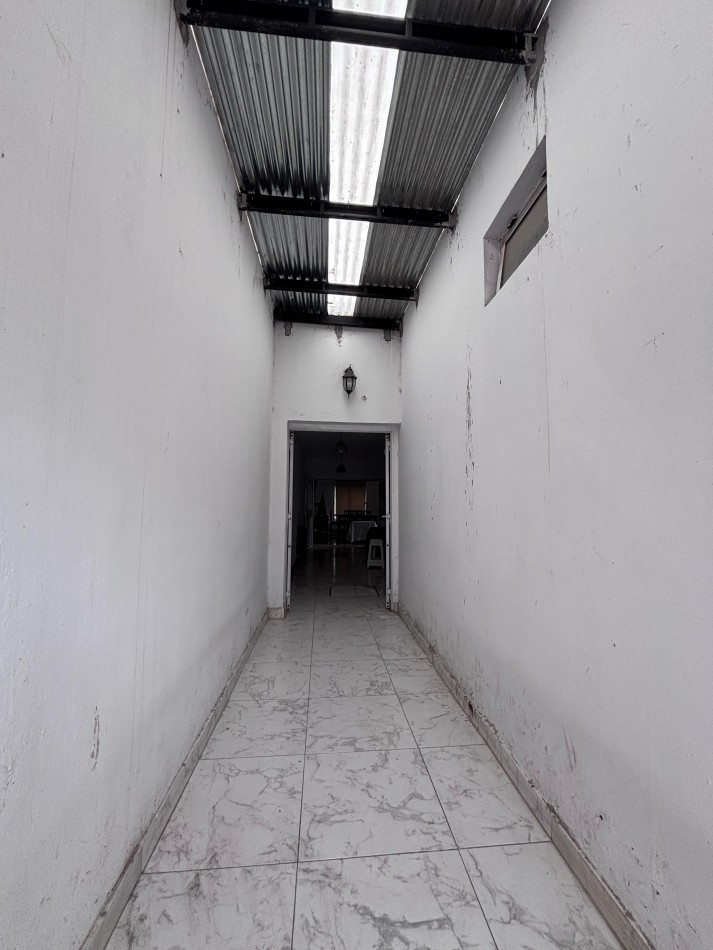 HERMOSA CASA DE 3 DORMITORIOS EN VENTA - LOMAS DE TAFI