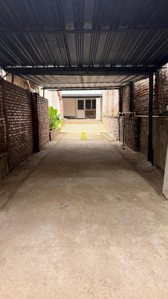 ACONQUIJA AL 3000 - CASA DE 2 DORMITORIOS 