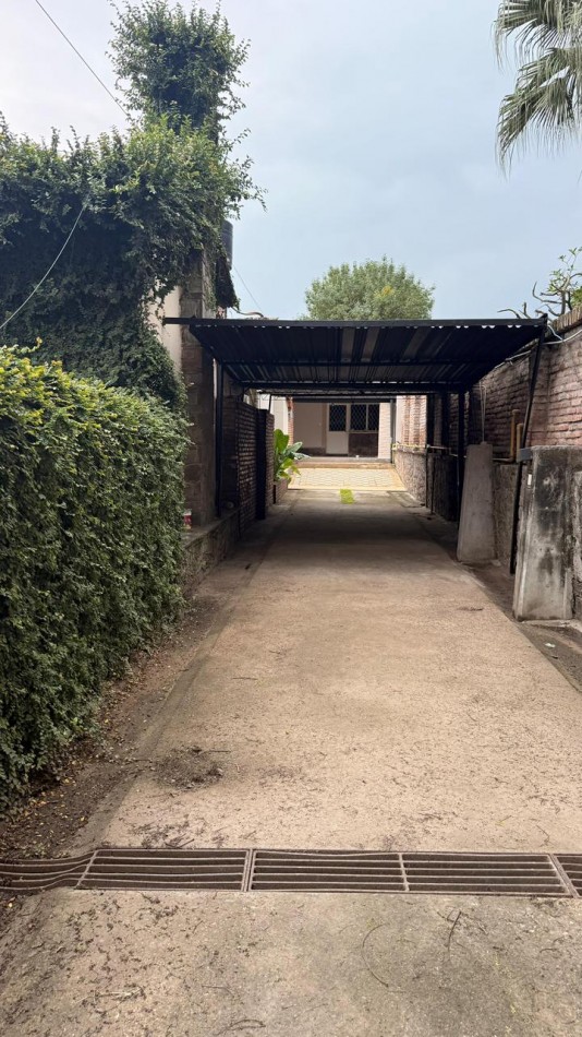 ACONQUIJA AL 3000 - CASA DE 2 DORMITORIOS 