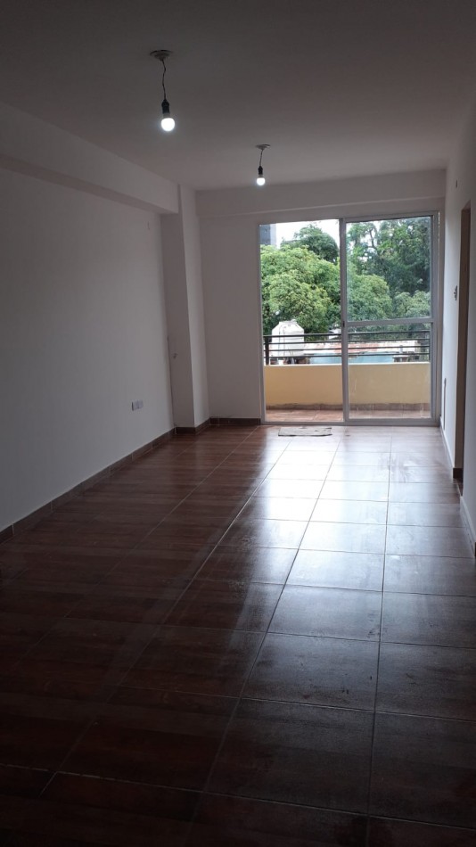 DEPARTAMENTO EN VENTA - BARRIO SUR