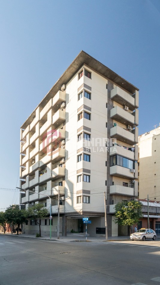 HERMOSO MONOAMBIENTE EN BARRIO SUR - LAMADRID Y ENTRE RIOS