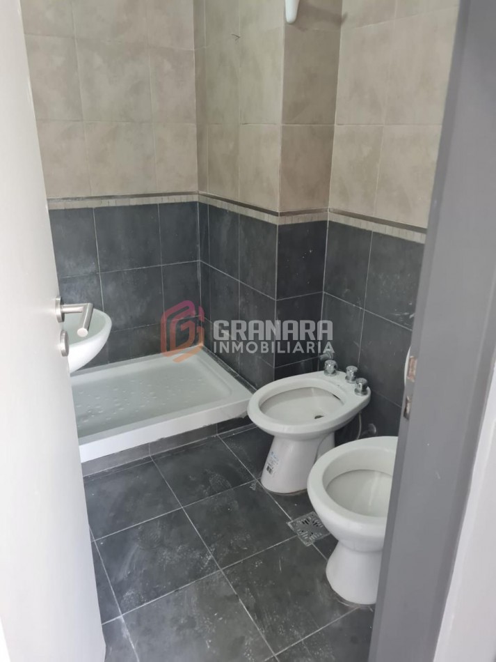 HERMOSO MONOAMBIENTE EN BARRIO SUR - LAMADRID Y ENTRE RIOS
