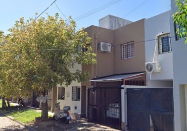 Venta duplex 3 dormitorios BAget America 1900