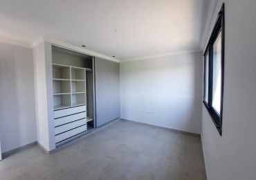 Venta Casa de dos Plantas Barrio Las Cañas Yerba Buena 