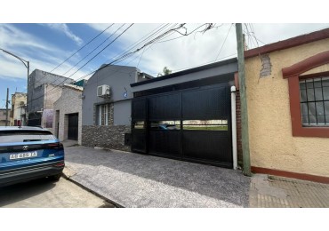 Casa 3 dormitorios - Bernabe Araoz 900