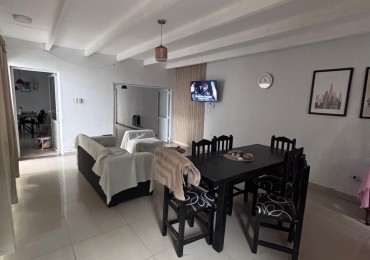 HERMOSA CASA DE 3 DORMITORIOS EN VENTA - LOMAS DE TAFI