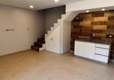 DUPLEX EN ALQUILER - PARAGUAY 980