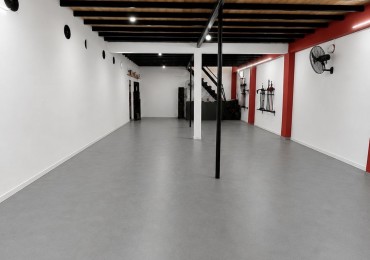 Alquiler Hermoso Local Comercial dos plantas Necochea 800