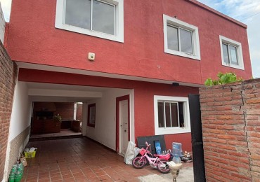En venta duplex en pasaje parana 2131 altura francisco de aguirre 2100