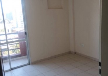 Alquiler hermoso dpto de un dormitorio con balcon La Rioja 400