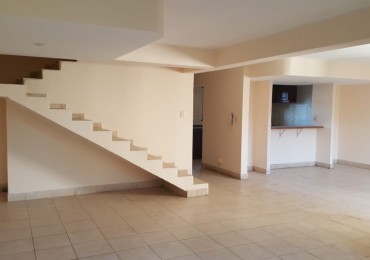 ALQUILER CASA 4 DORMITORIOS | YERBA BUENA 